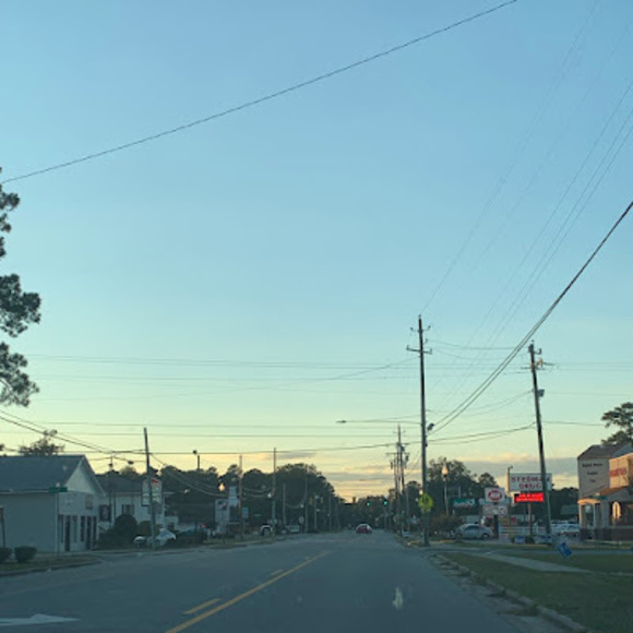 Meet your Posher, Madison - Picture 1 of 1